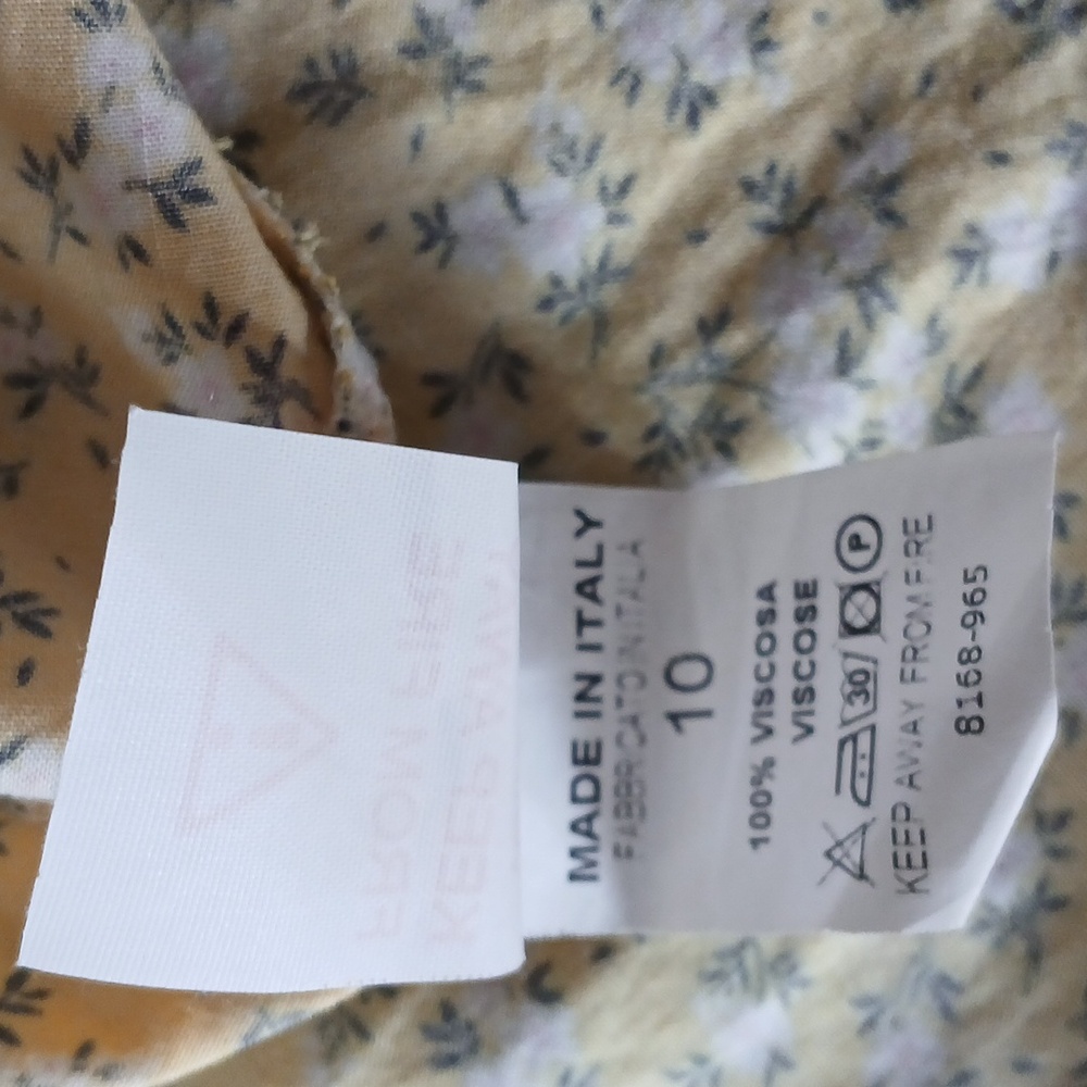 Boohoo Ditsy Floral Flared Dress - Picture 7 of 8
